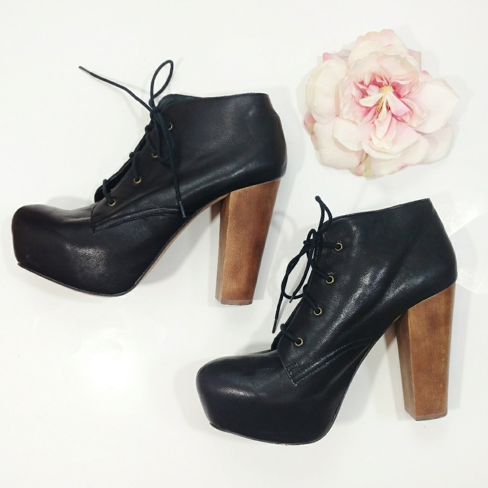 Steve Madden Craizie Platform Booties